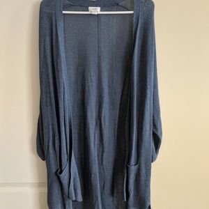 Blue cardigan with pockets